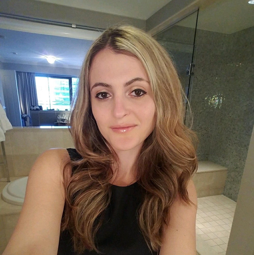 Meet your Posher, Inna